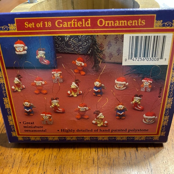 Paws 18 miniature Garfield figures. Vintage. Never opened in box. - Picture 7 of 7